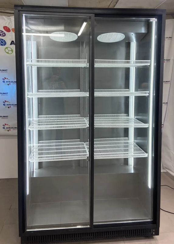 Холодильна шафа UBC Extra Large Б/В без лайтбоксу (Сірий)